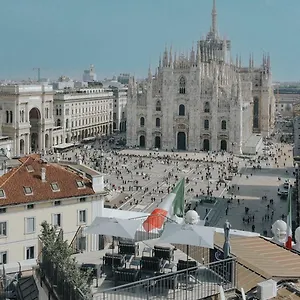 Prestige Boutique - Piazza Duomo View Milano